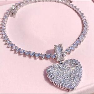 Tennis heart locket , tennis heart , tennis heart pendant locket necklace photo